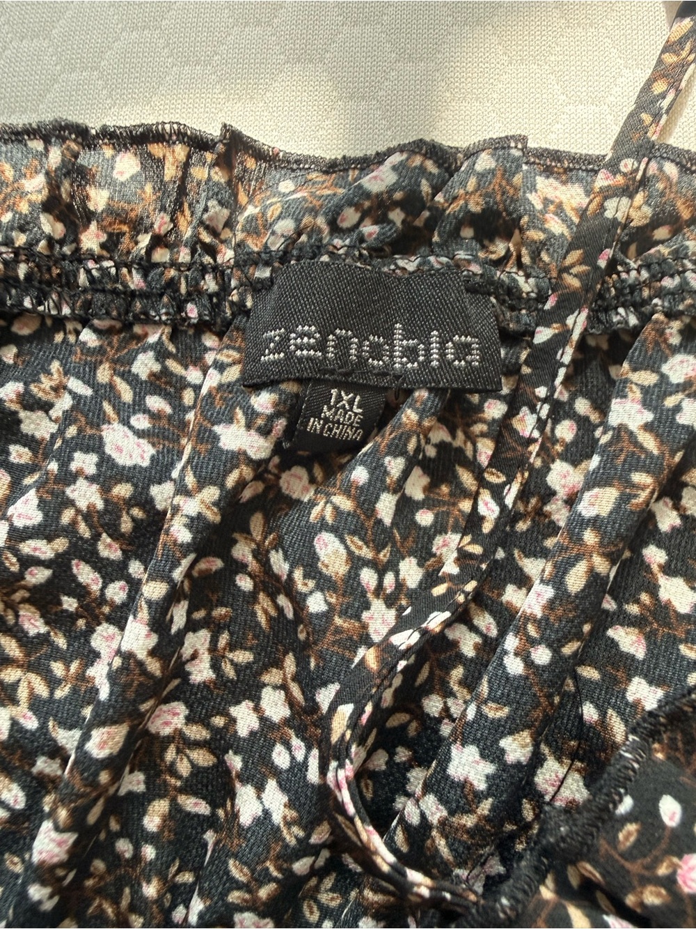 Smocked Floral Cami Top in Black and Pink - Picture 4 of 4